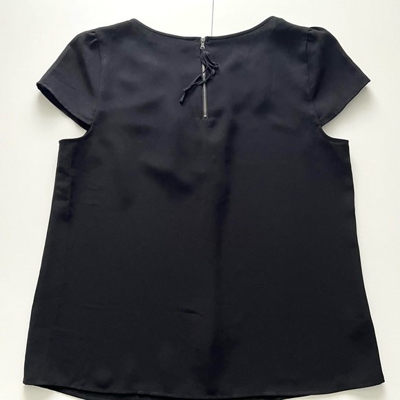 Ann Taylor LOFT Black Short Sleeve Blouse Black Size Large - Picture 2 of 11